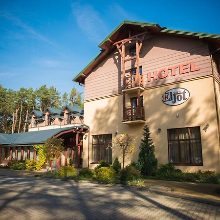Hotel Eljot Sielpia Wielka Extérieur photo