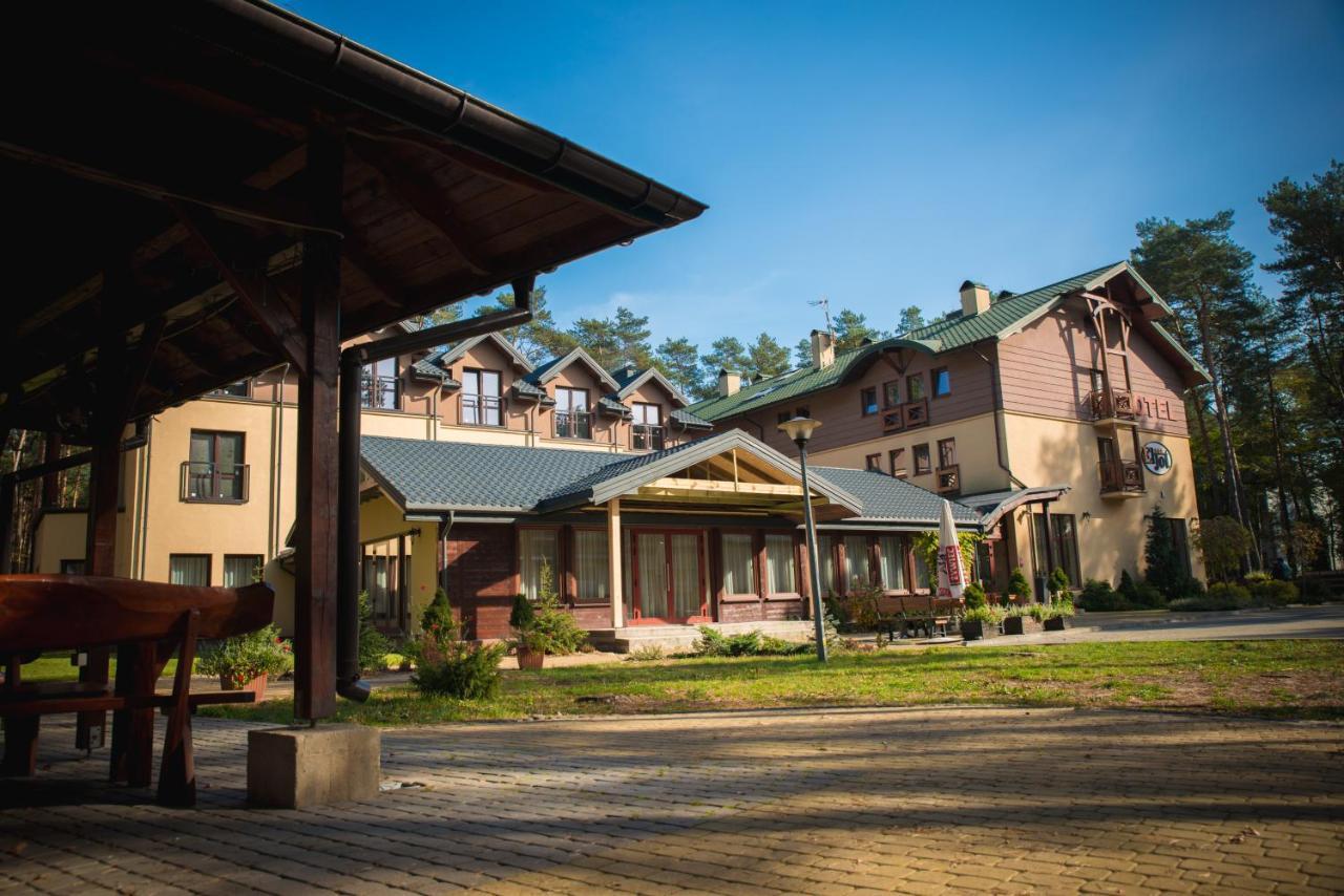 Hotel Eljot Sielpia Wielka Extérieur photo