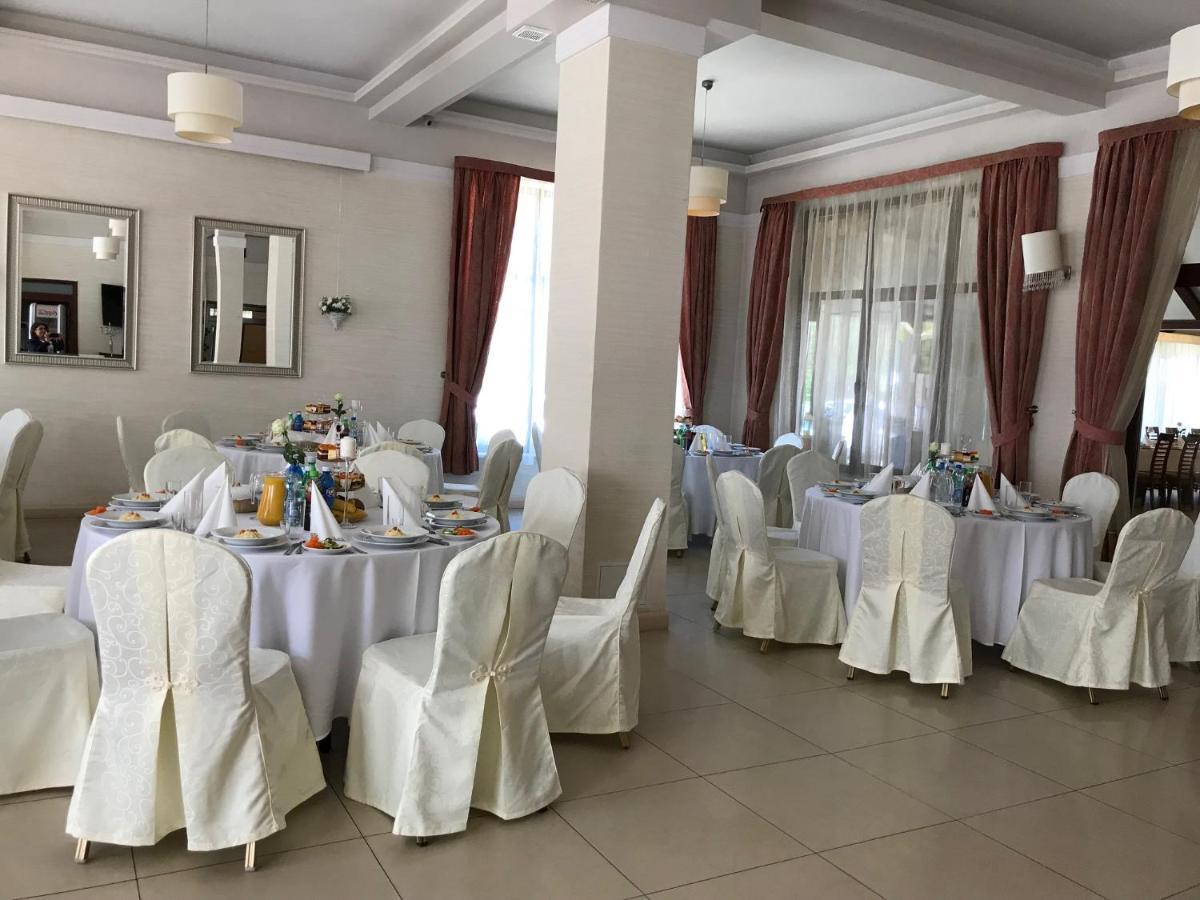 Hotel Eljot Sielpia Wielka Extérieur photo