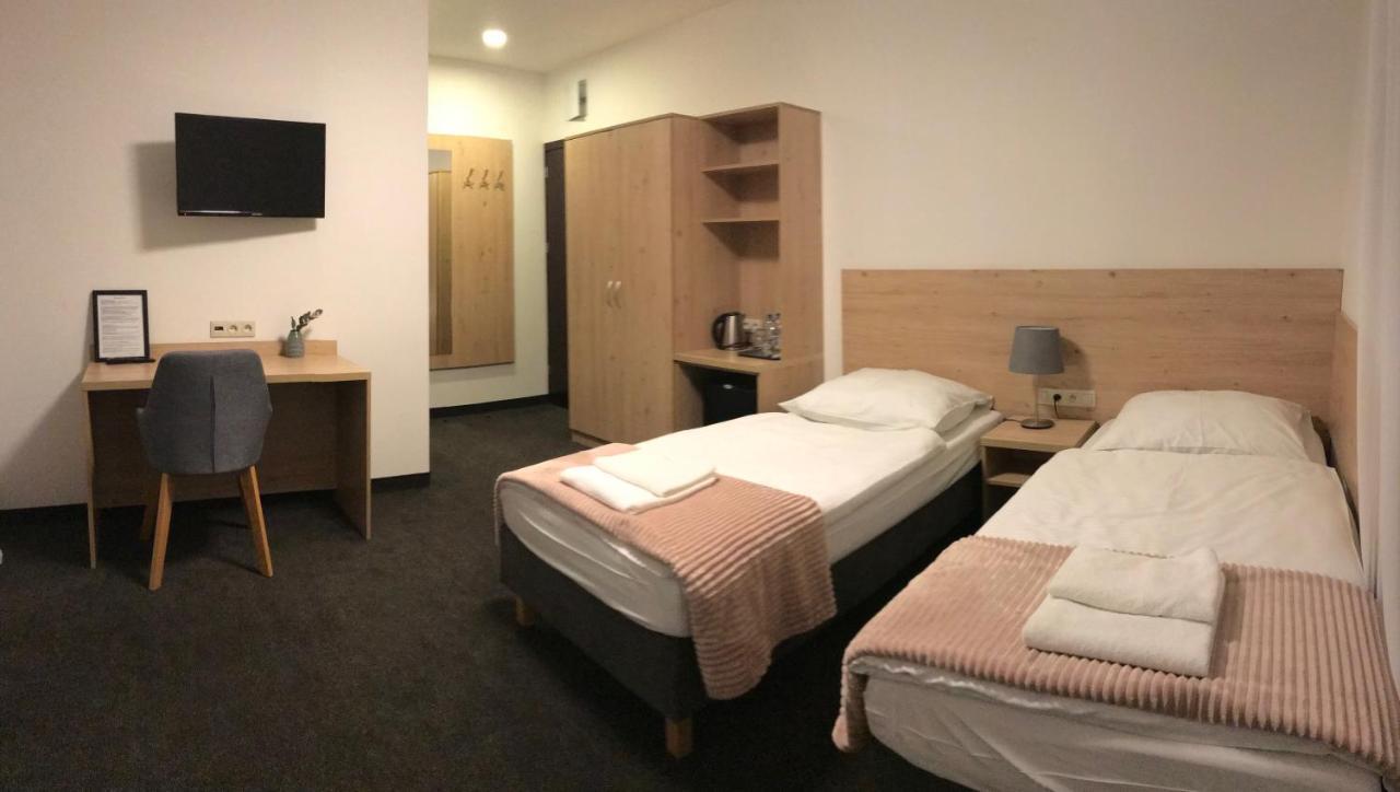 Hotel Eljot Sielpia Wielka Extérieur photo